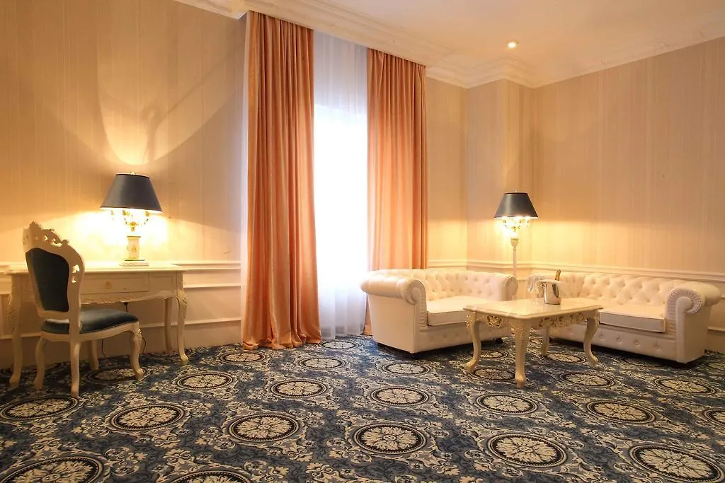 Royal Congress Hotel Kiev 3*,