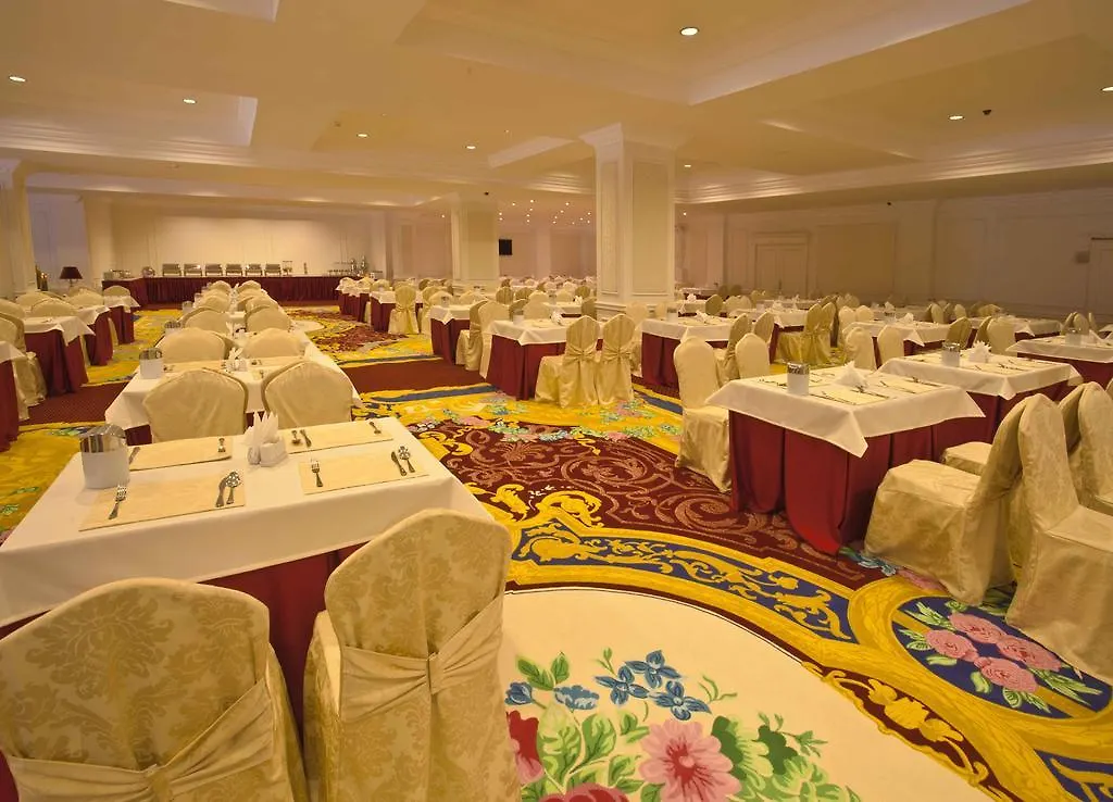 Royal Congress Hotel Κίεβο