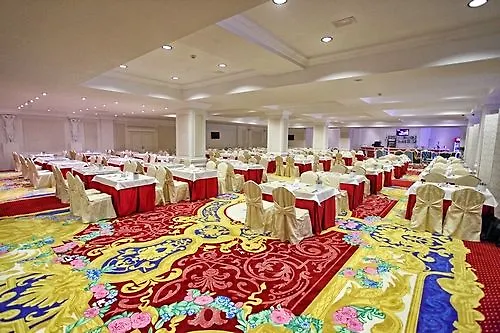 Royal Congress Hotel Κίεβο