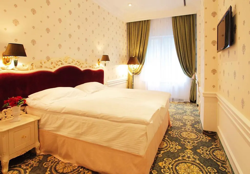 Royal Congress Hotel Κίεβο 3*,